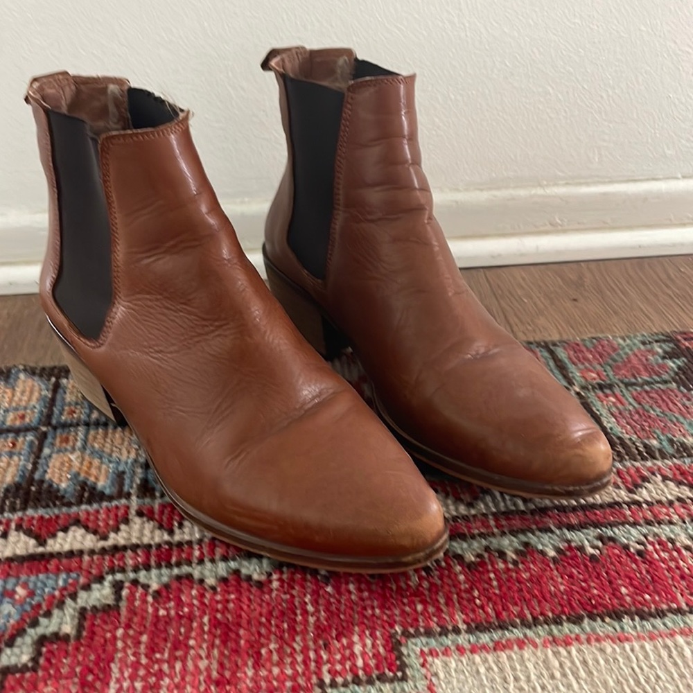 Dune Leather Booties